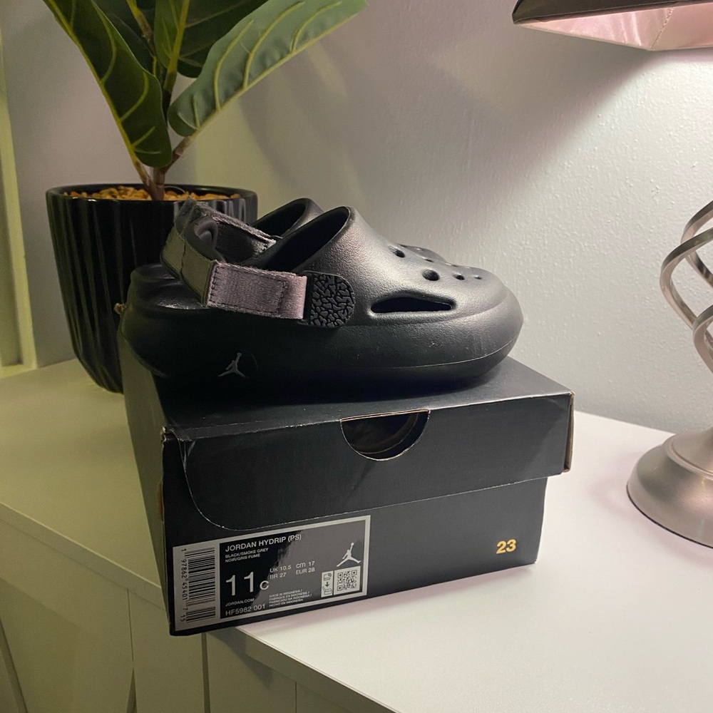 Jordan Kids Black Slip-On Clogs